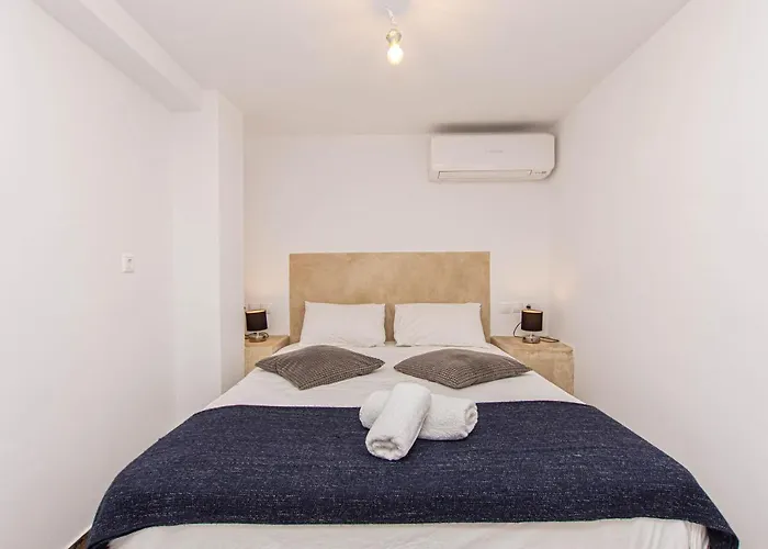 Peristeronas Village Hotel Klouvas