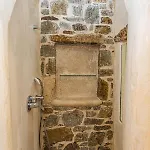 قرية بيريستيروناس