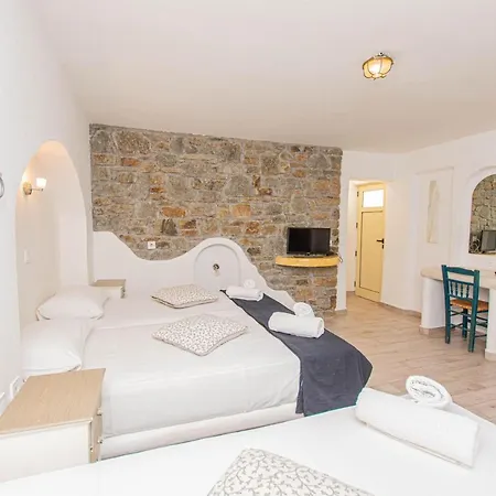 Szálloda Peristeronas Village 3*