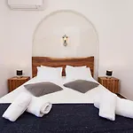 Peristeronas Village Hotell
