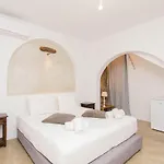 Peristeronas Village Hotell
