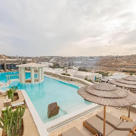 派李斯特洛纳斯村公寓 3*