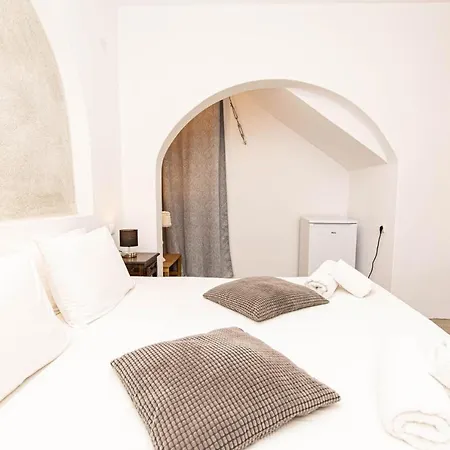 Peristeronas Village 호텔 클라우바스