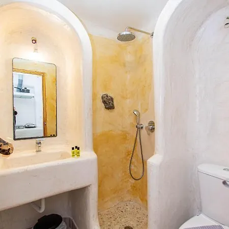 派李斯特洛纳斯村公寓 3* 克洛瓦斯