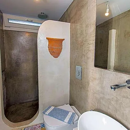 Hotel Peristeronas Village 3*