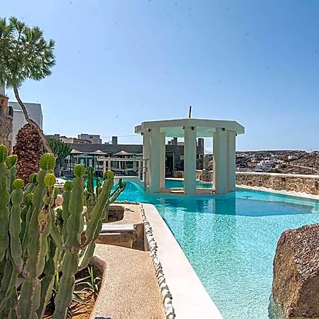 Peristeronas Village Hotel