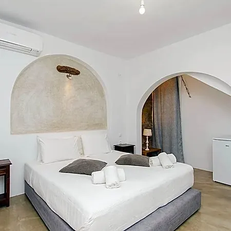 Hotel Peristeronas Village