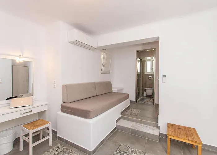 Hotel Peristeronas Village