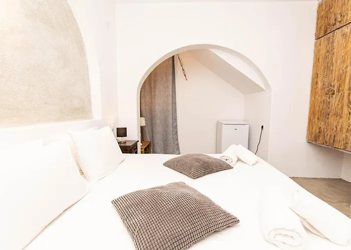 Peristeronas Village Отель Klouvas