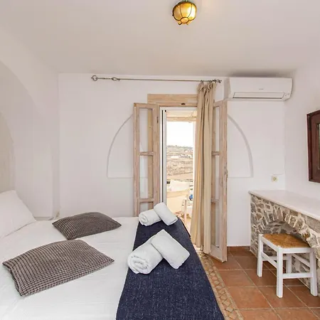 Peristeronas Village 클라우바스