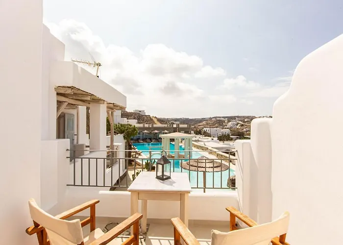 قرية بيريستيروناس Klouvas