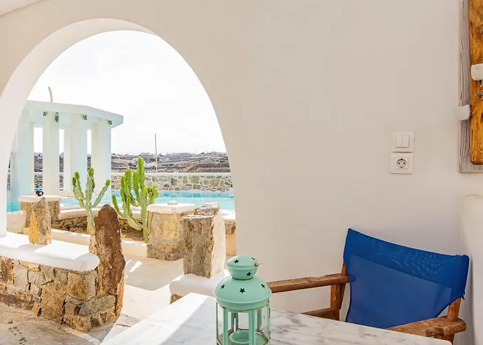 قرية بيريستيروناس Klouvas